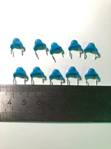 Capacitor 1nF 250V X1Y2 7,5mm Genuine Murata x 10 pcs - Picture 1 of 2