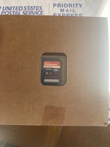 SanDisk Extreme 4GB SDHC Class Memory Card - 30MB/s, HD Video, - Picture 1 of 3