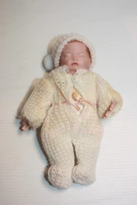 The Ashton Drake Galleries Porcelain Baby Doll 5.5 inch Yolanda Bello Signed - Picture 1 of 12