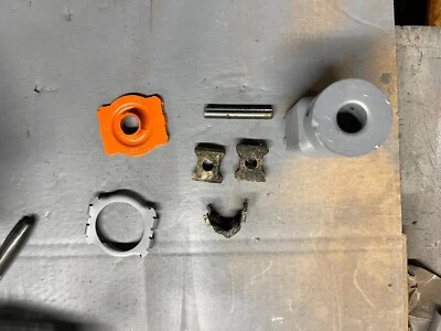 Dodge Charger 1969 acoplador de dirección asistida + accesorios carrocería B fotos de stock 68 69 70 Foto 1 de 4