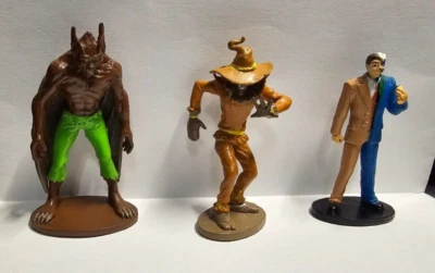 Lot of 9 DC Comics Super Heroes & Villains PVC 2" Figures Cake Toppers Batman - Image 1 of 3