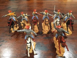  Timpo New Zealand Mounted Confederates x 8 - Complete Set - VERY RARE - 1970's - Picture 1 of 7