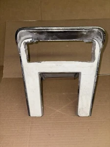 Mercury Cougar Standard GT 1967 consola central radio bisel (corte de radio) - Imagen 1 de 20