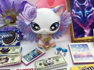   CUSTOM Toys, Mini Pet Shop Galaxy Wings & Accessories PET NOT INCLUDED - Picture 1 of 4
