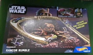 Star Wars Hot Wheels RANCOR RUMBLE Gamorrean Guard Sealed Set - Picture 1 of 8