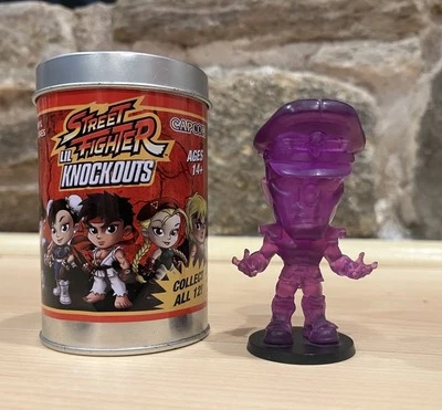 Bisonte púrpura - CRYPTOZOIC STREET FIGHTER LIL KNOCKOUTS - MINI FIGURA DE VINILO RARA Foto 1 de 4