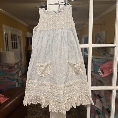 Vestido Persiguiendo Luciérnagas Azul Claro y Blanco Encaje Forrado Sin Mangas Talla 7 Foto 1 de 4