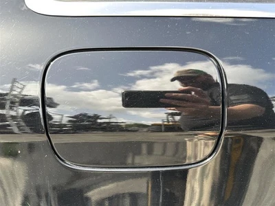 Tapa de tapa de tapa de gas para puerta de llenado de combustible 2009 2010 2011 2012 2013 2014 2015 2016 Audi A4 Foto 1 de 4