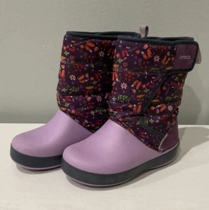Crocs Lodge Point Gr. C11 Unisex Kinder Mädchen Junge Schneestiefel Lila/Multic. 204704 - Bild 1 von 9