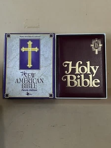 The New American Catholics Bible Family Edition Padded Burgundy Gold Edging - Picture 1 of 18