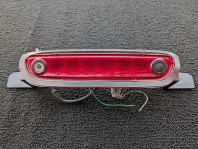 Tercera luz de freno Chrysler 300 2011-2014 con cámara - 57010606AI - envío gratuito Foto 1 de 4