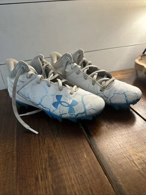 Botines de fútbol Under Armor talla 3,5 años Foto 1 de 4