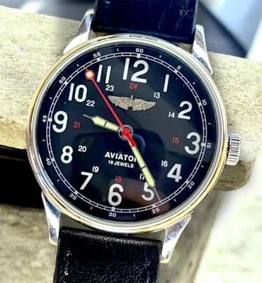 Reloj Raketa Vintage Mecánico Aviador Muñeca Rusa Soviética URSS Militar Raro Foto 1 de 4