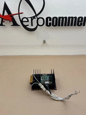 Tarjeta de circuito de alimentación de conveniencia Cirrus SR20 P/N: 12016-002 (2527) Foto 1 de 4