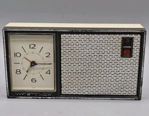 Vintage 1960er Jahre Westclox tragbare Windup-Uhr, 6 Transistor AM Radio - funktioniert - Bild 1 von 9