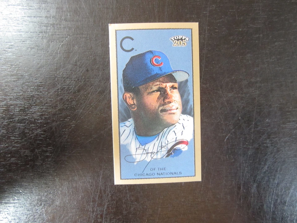 2003 Topps 205 Mini # 328 Sammy Sosa Sovereign Black Back (B18) Chicago Cubs - Image 1 of 2
