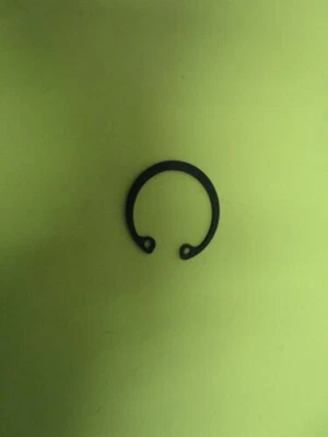 Polaris OEM Circlip PREDATOR SCRAMBLER 0450161 QTD 4 - Imagem 1 de 4