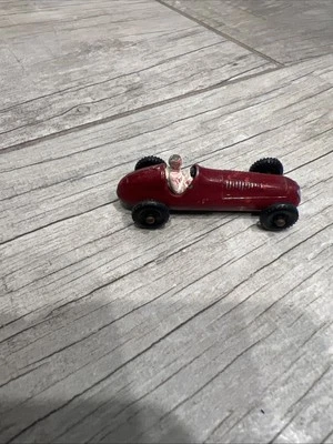 Lesney Regular Wheels Maserati Racer- Red 1948 - 4CLT - Image 1 of 4