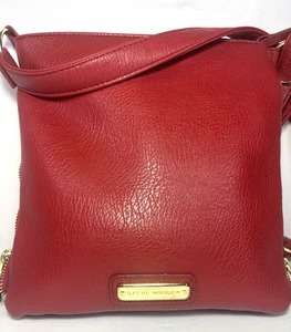 Steve Madden Travel Red Crossbody Expanding Purse - Picture 1 of 18
