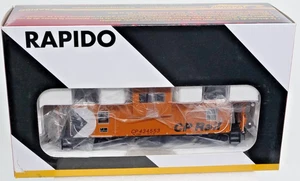 RAPIDO 110111 HO Canadian Pacific CP Rail 434513 Angus Wide Vision Caboose Car - Foto 1 di 7