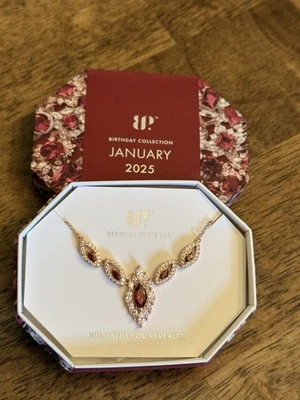 Collar Bomb Party “Dreaming About You” RBP8593 Enero Cumpleaños 2025 RG Chapado Foto 1 de 3