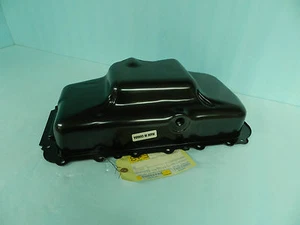 UMC AEROMATE VAN / MOPAR OIL PAN 3.3L&3.8L V6 eng NEW OEM CANADA - Picture 1 of 8