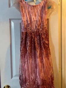 Dress. Formal pink special occasion. gold dress size 7-8. sequin. - Picture 1 of 2