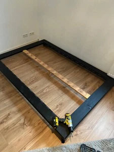 Futton Bettgestell aus Holz, schwarz, gebraucht - Bild 1 von 17