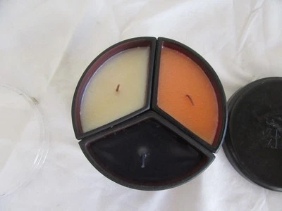 Nuevo Yankee Candle Halloween Tricky Wicked Boo Velas Tres Velas Terciopelo Forrado Foto 1 de 4