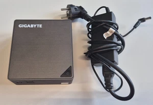PC NUC Gigabyte GB-BKi5HA-7200- Proc I5 - 7200U - 8Go Ram -SSD 250 - Photo 1/6