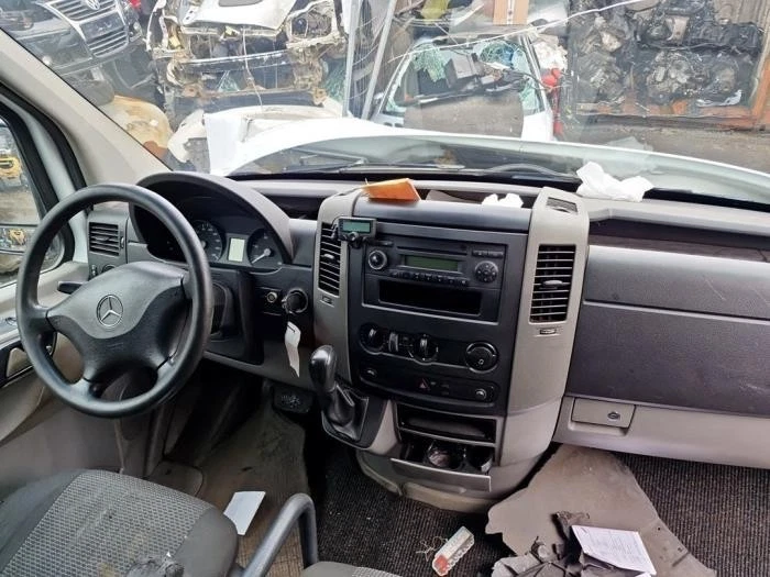 Airbag control unit Mercedes-Benz Sprinter 3.5t van 906 A9068600285 P23828619 - Image 1 of 3