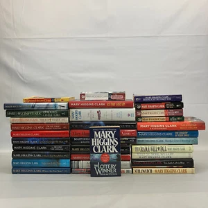 Mary Higgins Clark 33 Various Suspense HCDJ & MMPB Novels Lot Under Suspicion - Picture 1 of 13