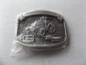 CASE-IH "TRABAJANDO JUNTOS-FLUIDO DE ESTACIONAMIENTO-HIDRÁULICA DE BRUNNING", HEBILLA DE CINTURÓN - Imagen 1 de 3