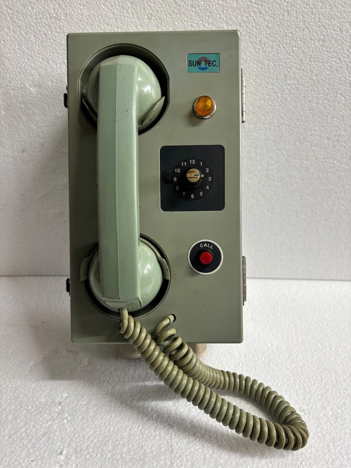 SUNTEC MARINE TELEPHONE SCW-513A WALL TYPE TELEPHONE - Image 1 of 4