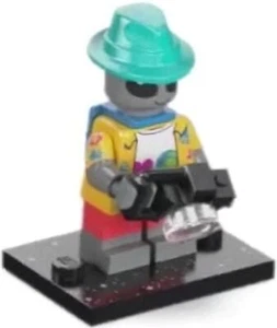 LEGO minifigure SERIES 26 col26-3 Alien Tourist - COMPLETE AS SHOWN - Picture 1 of 1