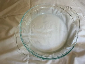 PYREX 9.5” (24cm) Pie Baking Plate Clear Round Fluted Made in USA #2229 - Picture 1 of 4
