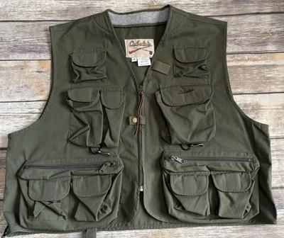 Mens M  Cabela's Olive Green  fishing/hunting Vest. - Image 1 of 4
