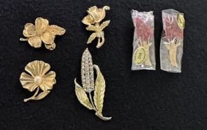 4 Used and 2 New Assorted Goldtone / Rhinestone & Pearl Broaches / Pins - Picture 1 of 2