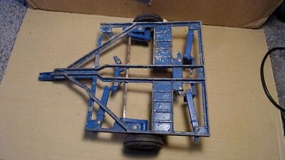 Disco/cultivador vintage ERTL Ford/New Holland azul EE. UU. depósito de chatarra Foto 1 de 4