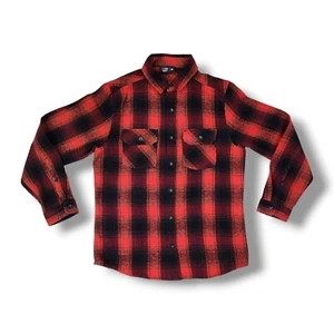 Psycho Tuna Long Sleeve Button Up Heavy Red Plaid Flannel Men's Size M - Picture 1 of 11