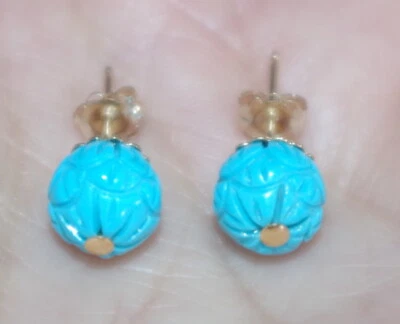 Aretes redondos con flor de loto 14K de la Bella Durmiente 8 mm Foto 1 de 4