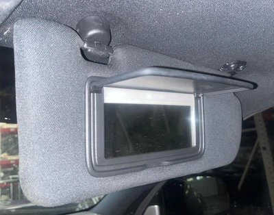 Infiniti Q60 2018 OEM parasol lateral derecho pasajero negro 2017-2022 Foto 1 de 3