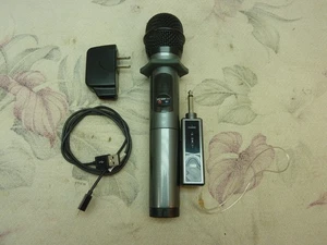 Tonor Modello K380T UHF Microfono cordless/wireless con ricevitore ricaricabile - Foto 1 di 2