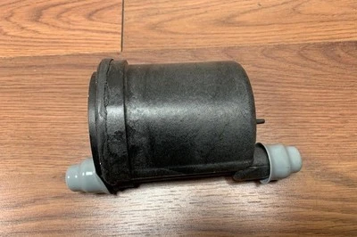 FITS 1998-2002 CHEVROLET PRIZM FILTER FUEL 94856919 -  NEW OEM 94856919 - Image 1 of 2