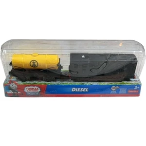 Motore diesel Thomas & Friends Trackmaster + autocisterna gialla nuovo imballato - Foto 1 di 10