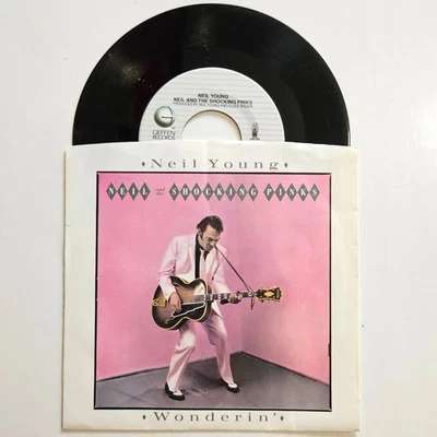 VG+/EX Neil Young and the Shocking Pinks 7": Wonderin' / Payola Blues - 1983 - Изображение 1 из 4