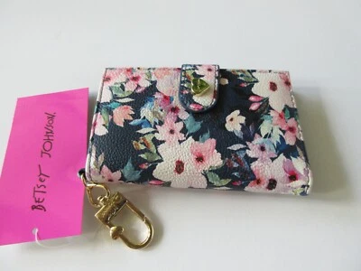Betsey Johnson Corto Doble Plegable Llavero Tarjeta Billetera Azul Floral Firma Logo Nuevo con Etiquetas Foto 1 de 4