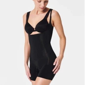 🌻NEU Neu ohne Etikett SPANXsculpt OnCore schwarzer Body offene Brust Mitte Oberschenkel Größe Small - Bild 1 von 11