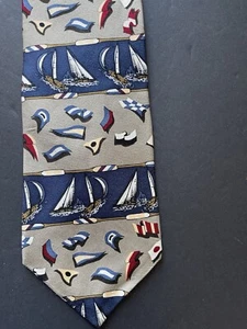 Bass Herren Krawatte 100 % Seide Maritim Segeln blau rot Made in USA Küste Segelboot - Bild 1 von 5