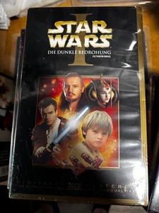 Star Wars I 1 Die Dunkle Bedrohung VHS Video Kassette in OVP Sealed - Picture 1 of 1